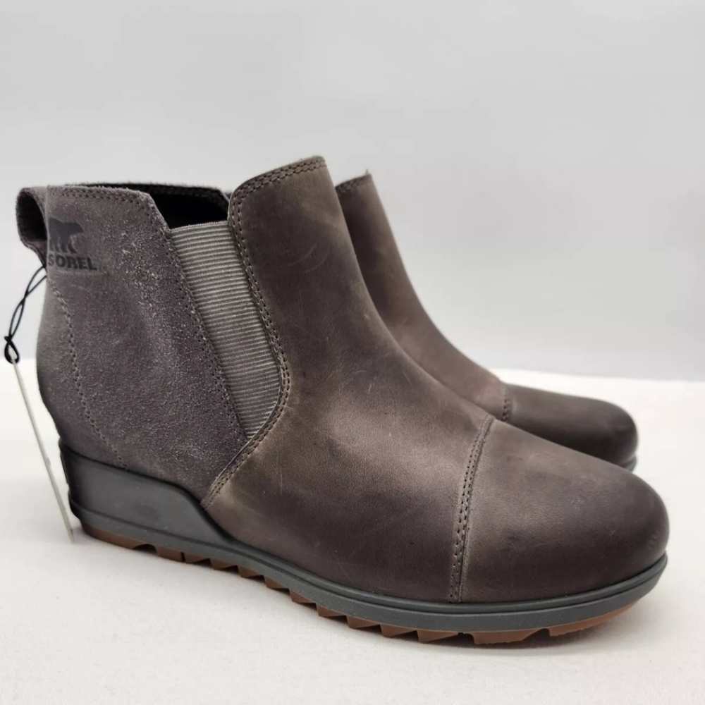 Sorel Evie Gray Leather Women Size 9.5 Bootie Hidden Wedge Pull On Waterproof